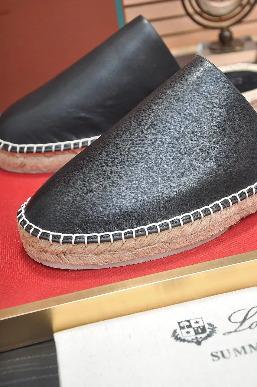Men's men's shoes 💰540💶【𝐥𝐨𝐫𝐨 𝐏𝐢𝐚𝐧𝐚】lp classic loafers, an Italian treasure brand, the only brand that can match Hermès! Only after wearing it do we realize that we cannot let down our feet. The upper is imported cashmere, the lining of water-dyed cowhide ➕ the cowhide feet, the official original glass rubber outsole, and the pendant. Exclusive original packaging (tag ➕ brand paper ➕ outer box ➕ hand bag) code number: 38-45
